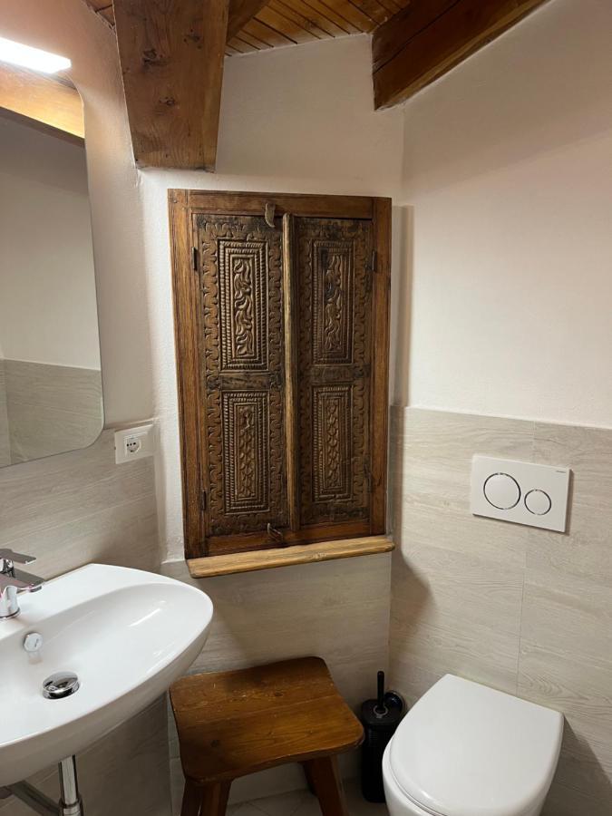 Chalet Blanc "La Mansarda" Courmayeur Exterior photo